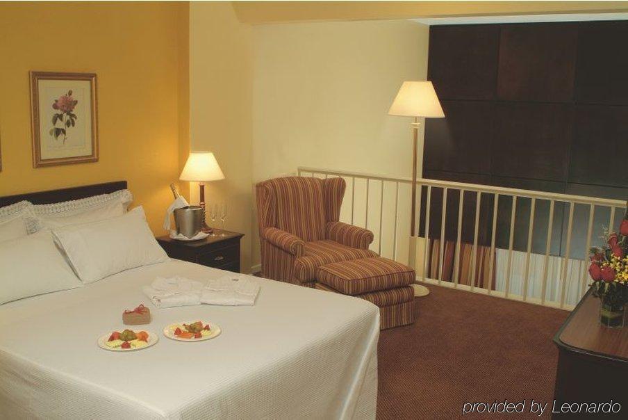 Hotel Deville Curitiba Pokoj fotografie